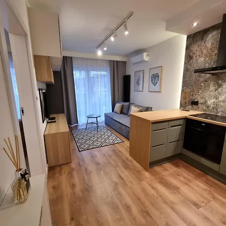 Mala Poleska - Przytulny Z Ogrodkiem * ブィドゴシュチュ