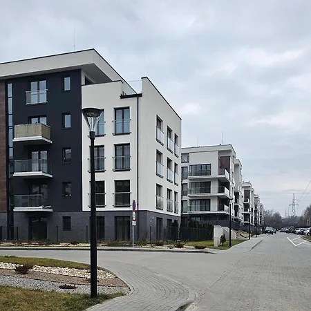 Mała Poleska - Przytulny Z Ogródkiem Częstochowa