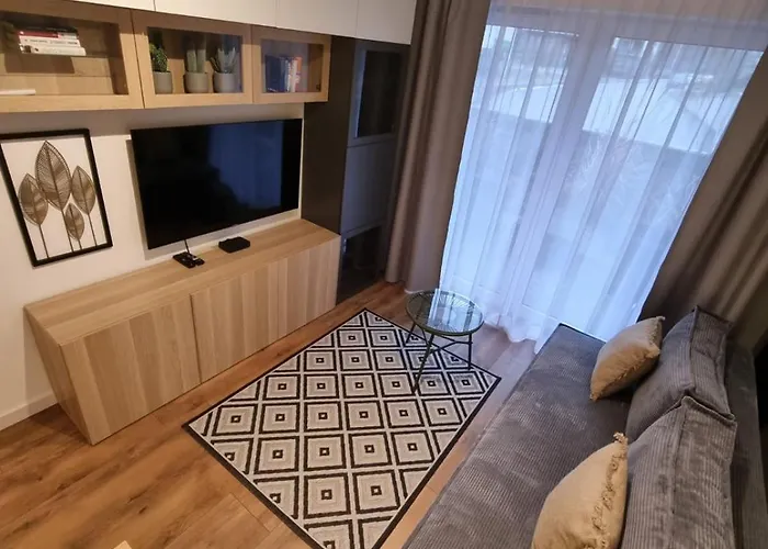 דירה Mala Poleska - Przytulny Z Ogrodkiem צ'סטוצ'ובה