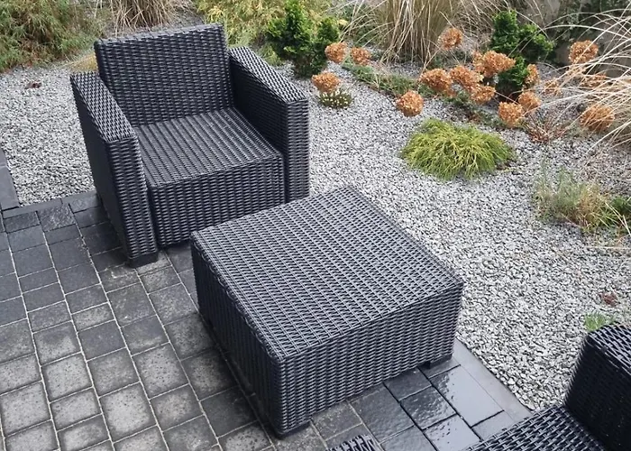 Mala Poleska - Przytulny Z Ogrodkiem צ'סטוצ'ובה