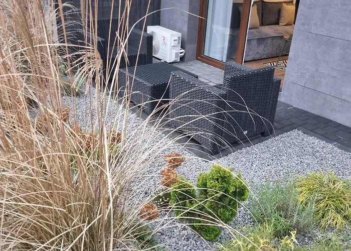 Mala Poleska - Przytulny Z Ogrodkiem צ'סטוצ'ובה