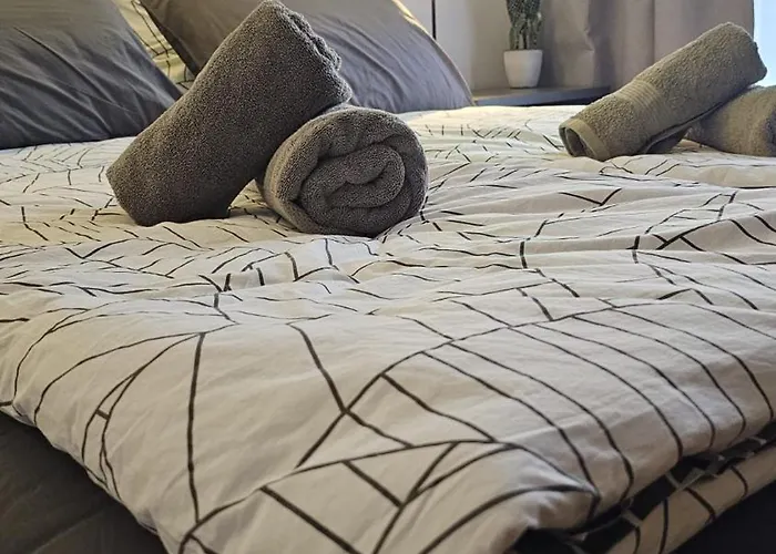 Mala Poleska - Przytulny Z Ogrodkiem דירה צ'סטוצ'ובה