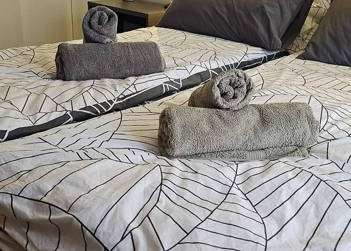 Mala Poleska - Przytulny Z Ogrodkiem * צ'סטוצ'ובה